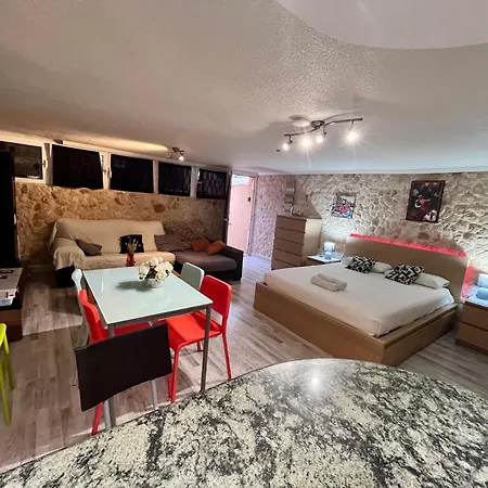 In One Ground Floor With Terrace Next To Sea El Campello